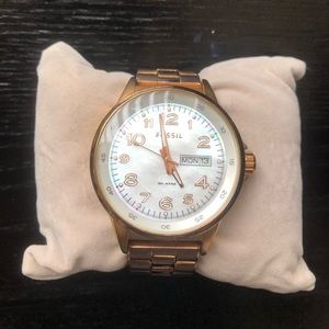 Rose Gold Fossil Watch with Pearl face